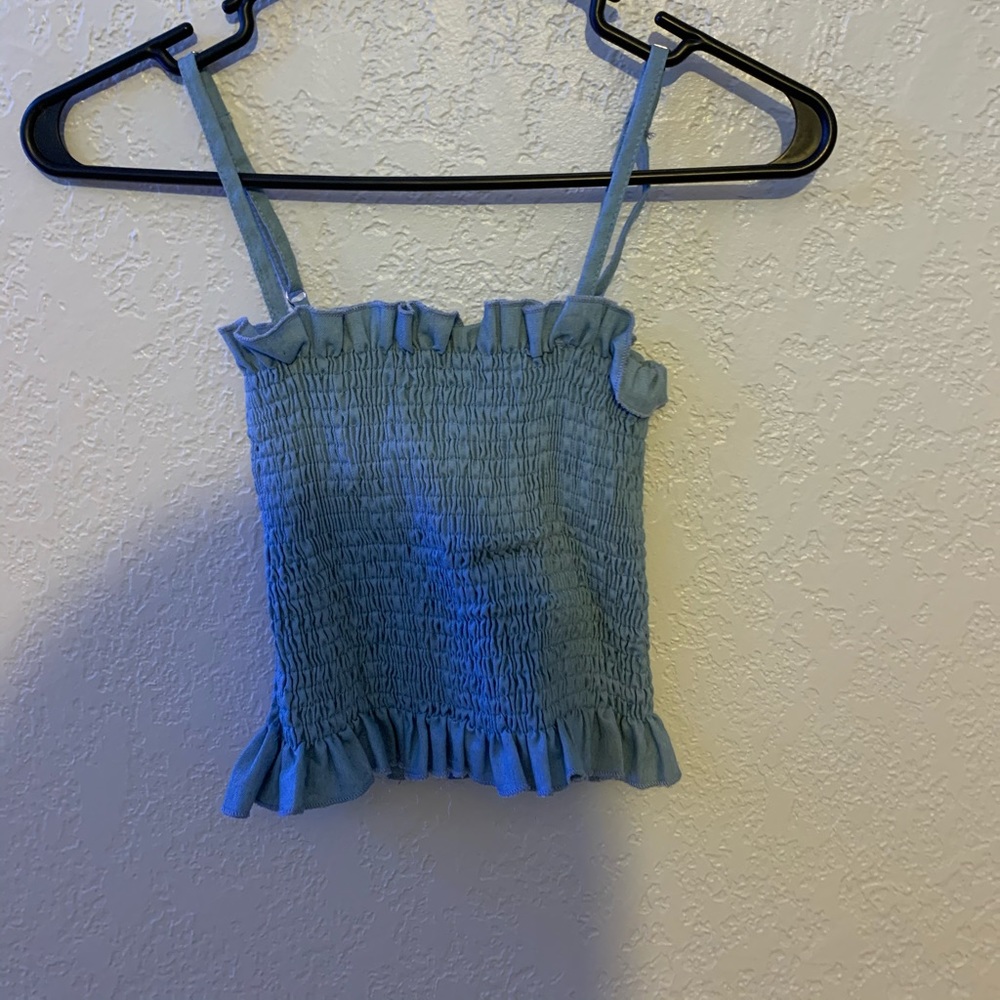 Ruffled & scrunchy tank top